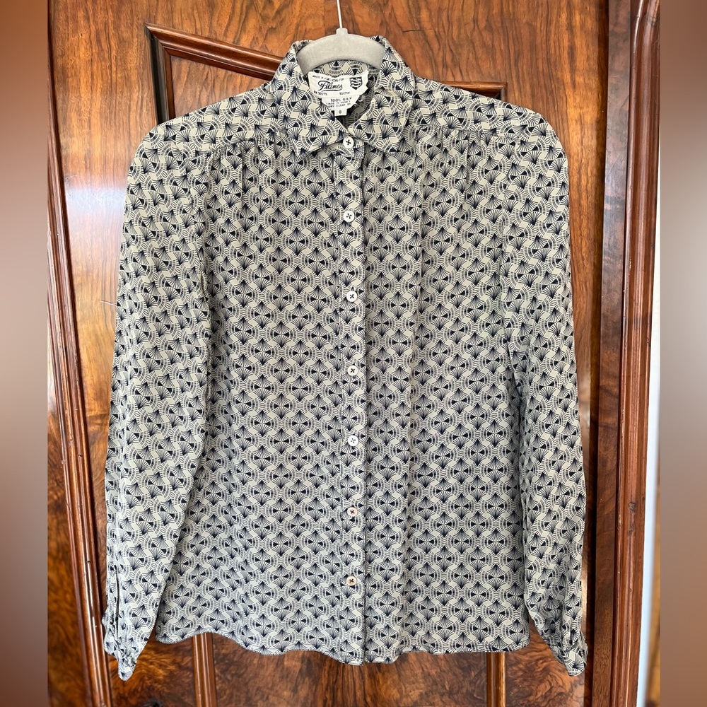 Vintage Silk Blouse Filenes Boston Silver & Navy size S